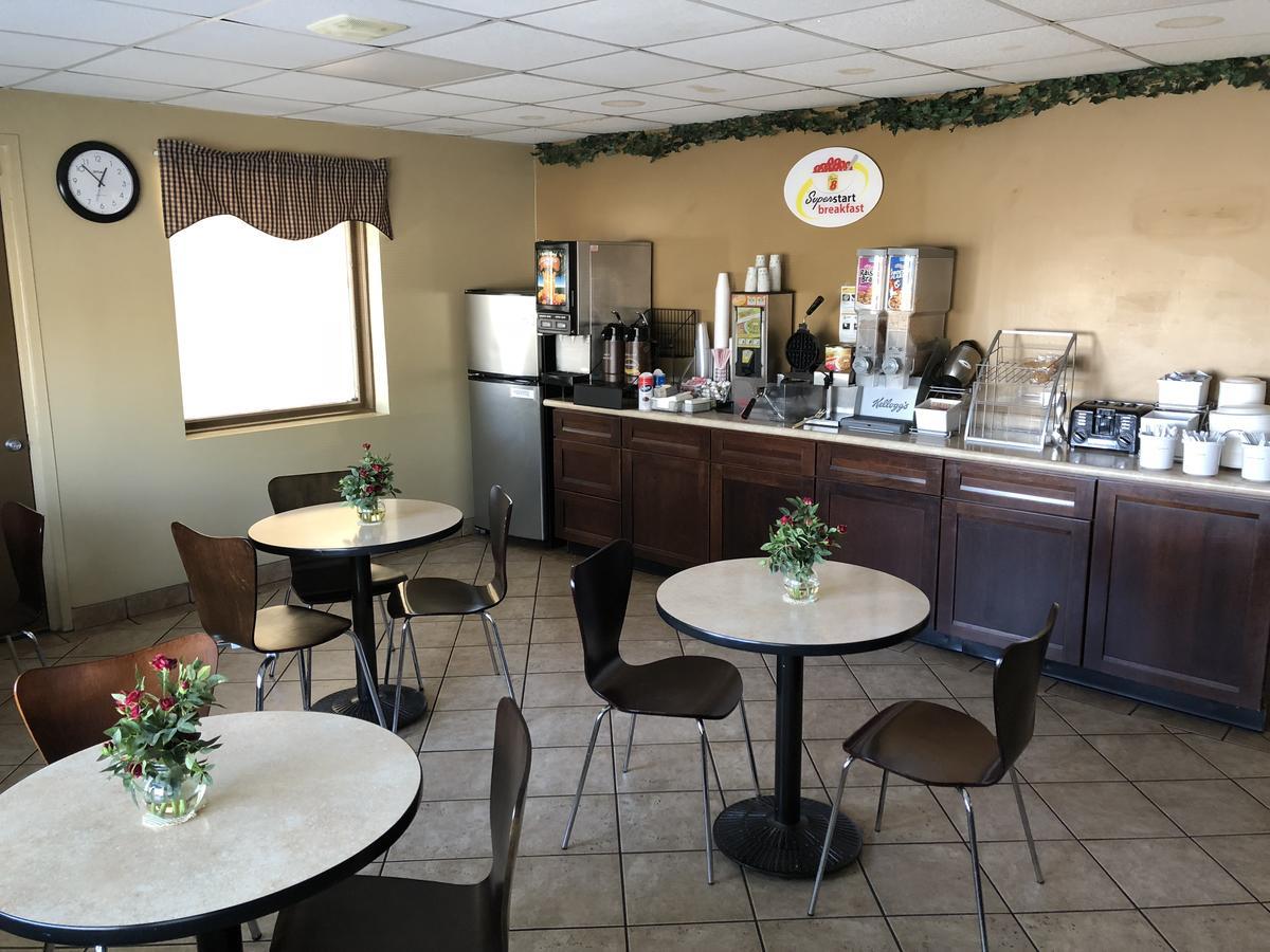Motel Super 8 By Wyndham-Tupelo Airport Exterior foto